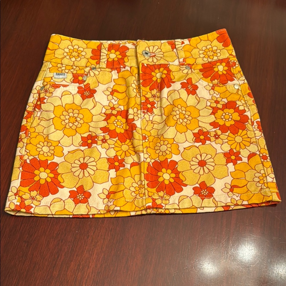 Ragged Jeans Super Cute Floral Skirt. Size 24. Like New. Worn Once.